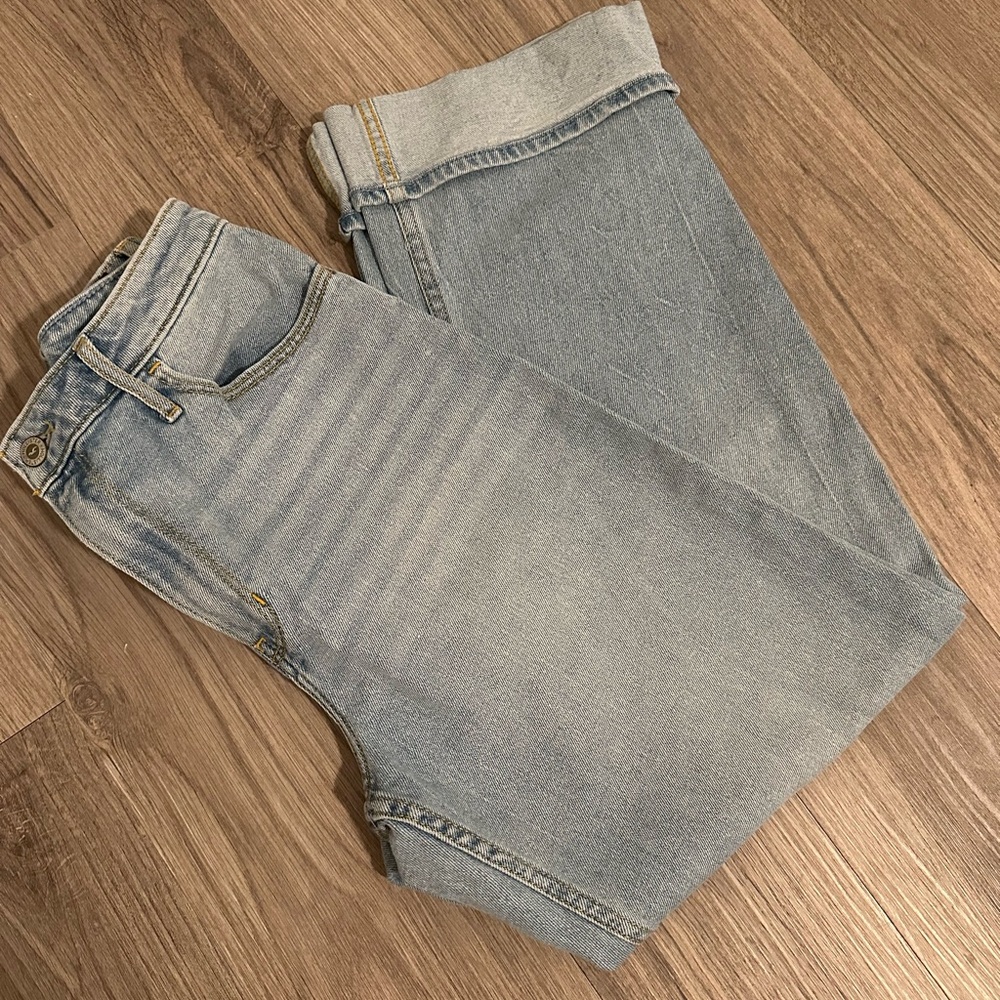 Hollister Light Blue Ultra High-Rise Dad Jeans